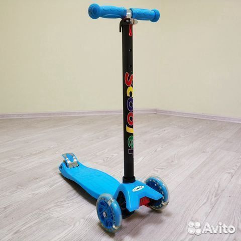 Самокат детский Макси голубой