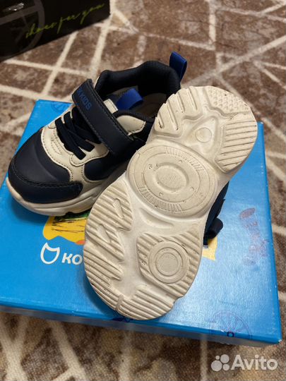 Кроссовки для мальчика 25