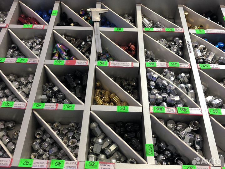 Колёсные гайки Hyundai KIA