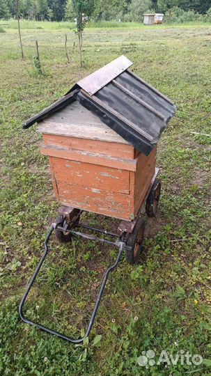 Улей Дадан 12 рамочный с магазином