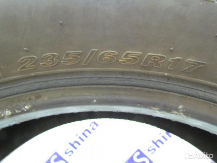 Roadstone Winguard WinSpike SUV 235/65 R17 99G