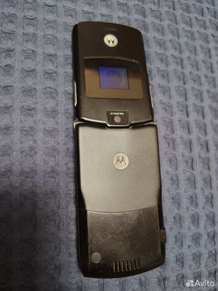 Motorola RAZR V3, 1 SIM купить в Ростове-на-Дону по низкой цене с ...