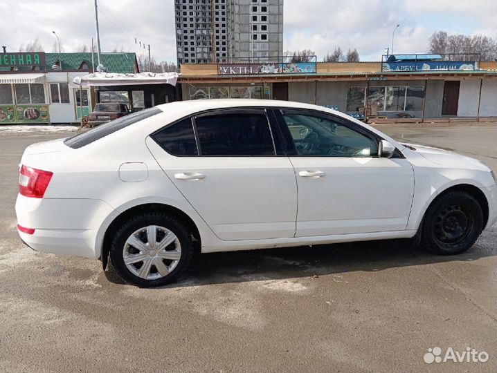 Skoda Octavia 1.6 AT, 2014, 220 096 км