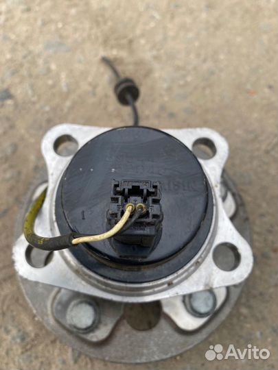 Ступица задняя новая Тойота Королла 150