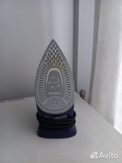 Утюг Polaris