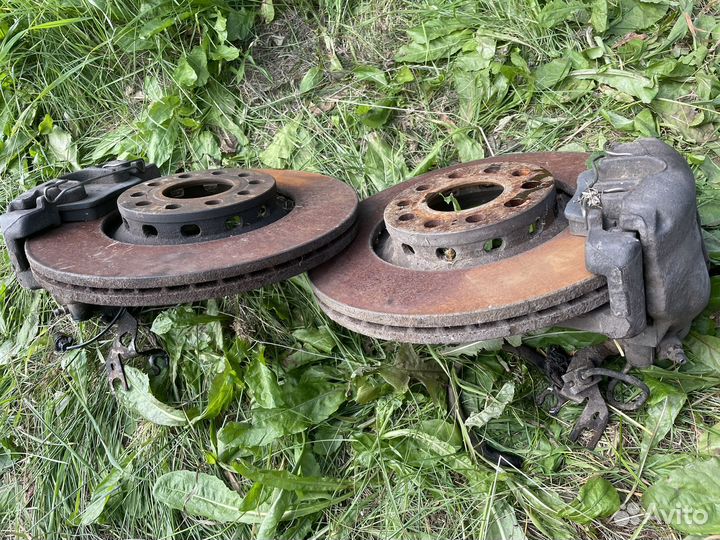 Тормозные диски с супортами audi a6 c5