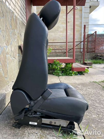 Сиденье левое infiniti fx35, fx37,fx30, fx50, qx70