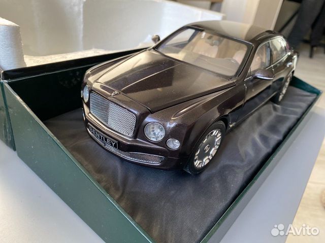 Модель автомобиля Bentley Mulsanne 2010