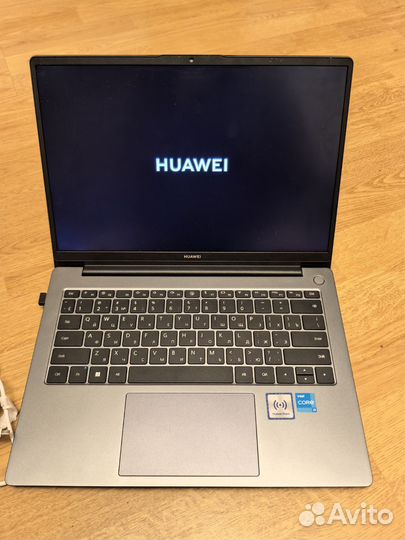 Huawei matebook d14