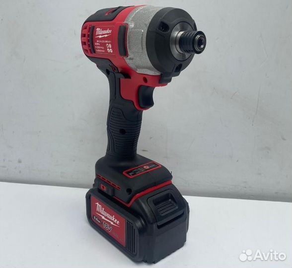 Аккумуляторный винтоверт Milwaukee dcpw550
