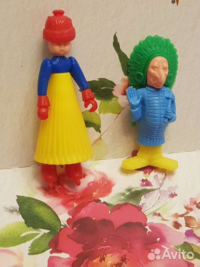 Игрушки старый киндер, ландрин