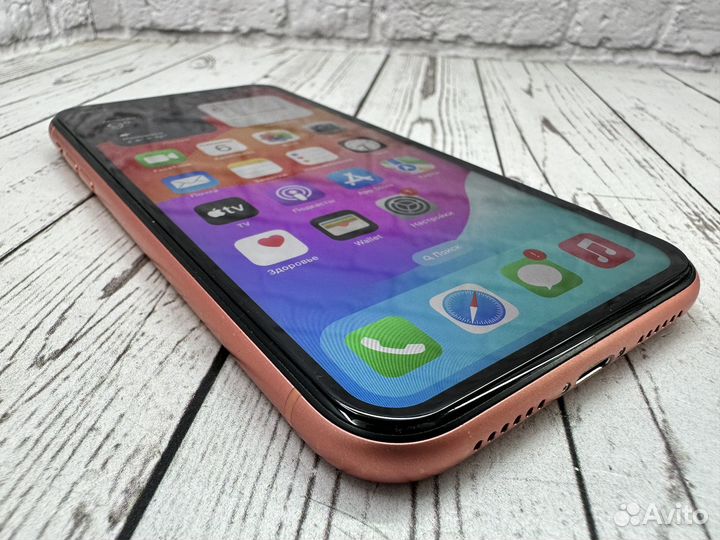 iPhone Xr, 64 ГБ