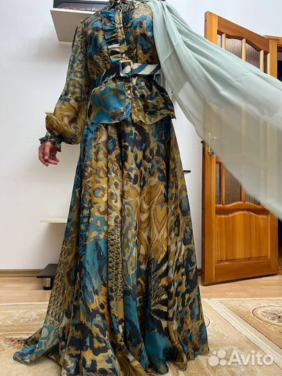 Вечернее платье костюм