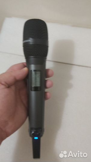 Радиомикрофоны Sennheiser в кейсе