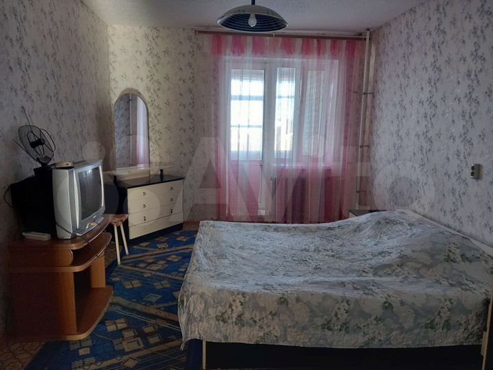 2-к. квартира, 59 м², 1/3 эт.