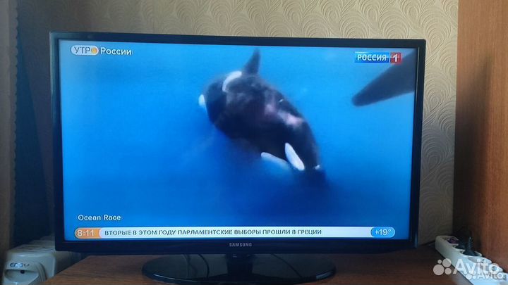 Телевизор 32 дюйма Full HD samsung