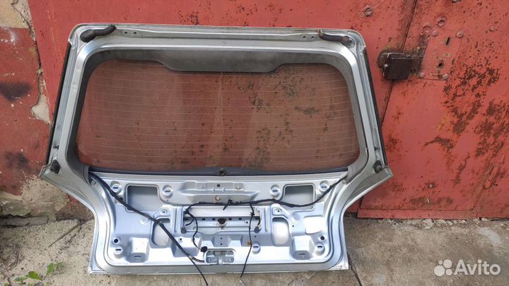 Крышка багажника Ауди а38l