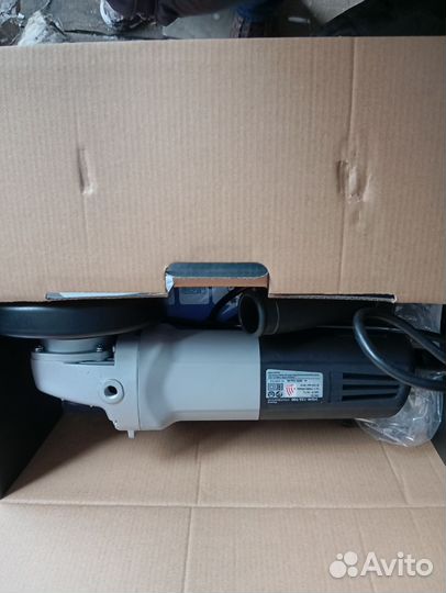 Ушм125/900 Интерскол