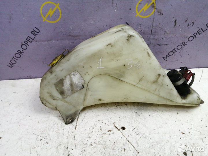 Бачок омывателя Opel Frontera внедорожник 1995