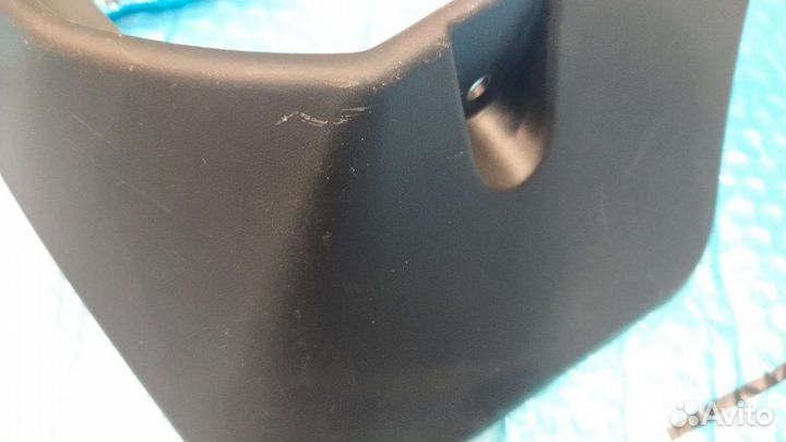 Брызговик Аурис задний левый рестайлинг