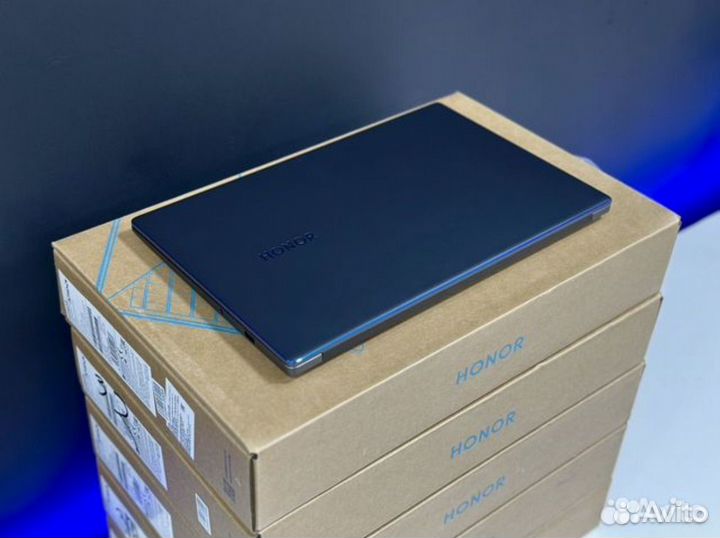 Новый Honor 15.6 IPS SSD512g Ryzen 5 5th 8G озу