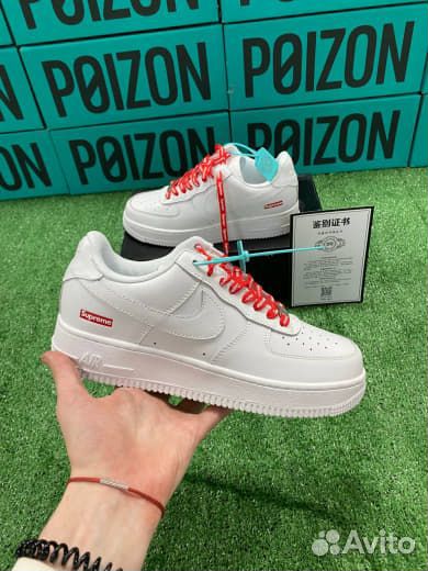 Nike Air Force 1 Supreme Белые Poizon