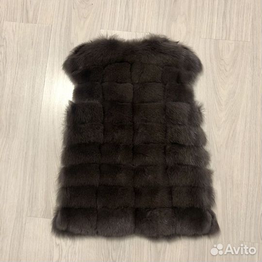 Меховой жилет