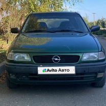 Opel Astra 1.6 MT, 1996, 315 825 км, с пробегом, цена 170 000 руб.