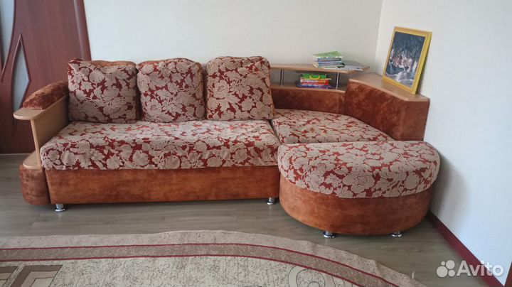 Угловой диван бу