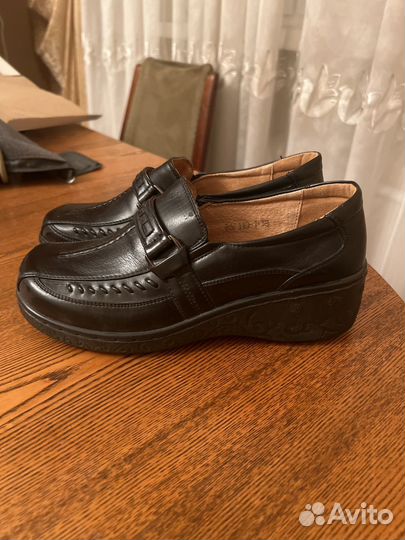 Туфли женские 37 размер