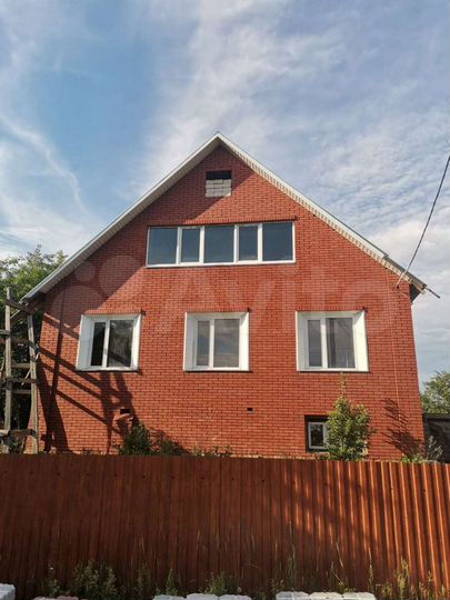 Дом 186,3 м² на участке 22,3 сот.