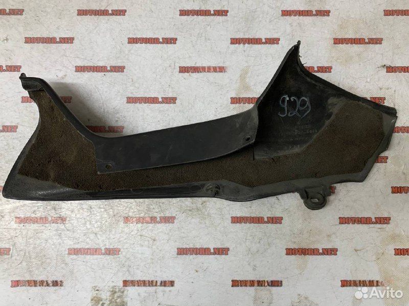 Honda CBR929RR полка правая