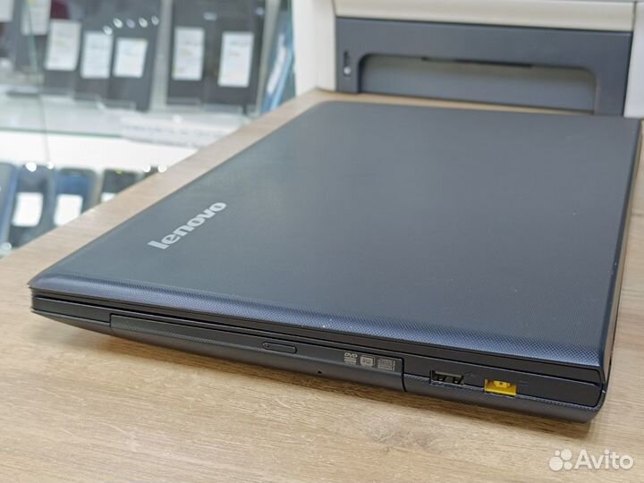 Lenovo G500 celeron/8gb/SSD 240