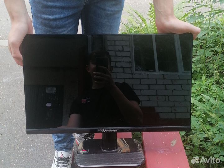 Монитор packard bell