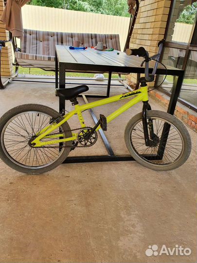 Трюковой велосипед BMX б/у