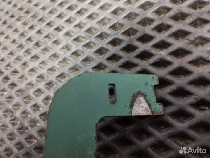 Кронштейн (крепление) Volvo FH4 21767558