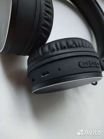 Беспроводные наушники и проводные