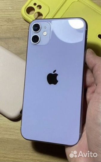 iPhone 11, 64 ГБ