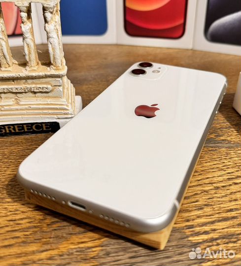 iPhone 11, 64 ГБ