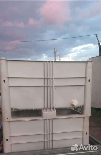 Пластиковый контейнер 1200800800