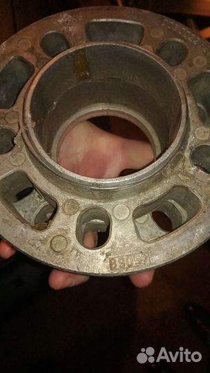 Оригинальные проставки колёсного диска Lorinser