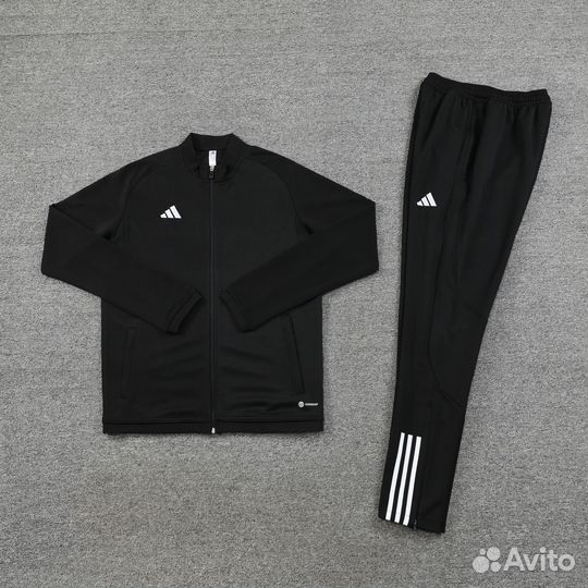 Спортивный костюм Adidas