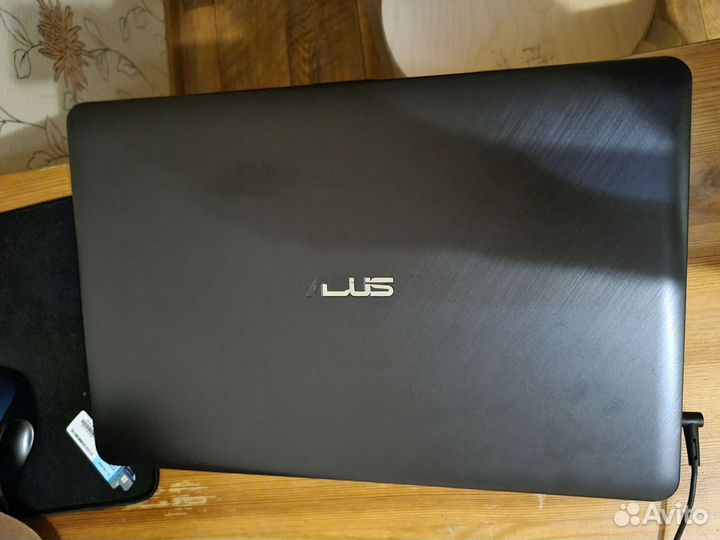 Ноутбук Asus