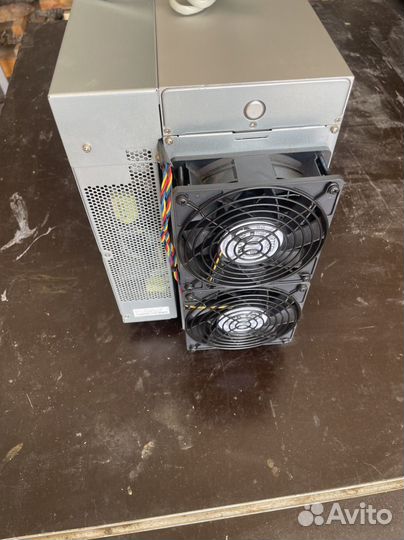 Antminer E9 PRO 3680M