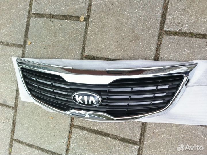 Решетка радиатора KIA Sportage 3