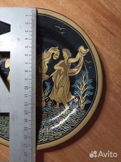 Тарелка декоративная