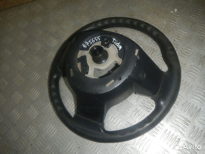 Рулевое колесо Nissan Tiida