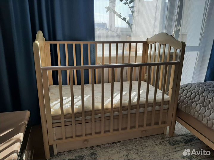 Кровать Гандылян Анастасия универсальный маятник