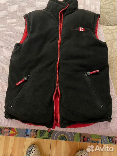 Жилетка теплая,двухстороняя