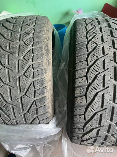 Tigar Winter 235/45 R18